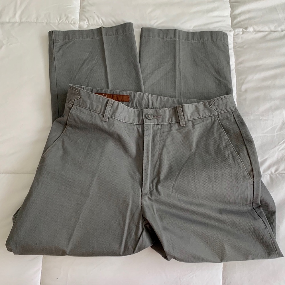 Men’s Perry Ellis Pants - 29” waist by 30” inseam